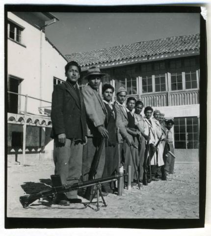 Primera imagen del registro MILICIANOS DE LA REVOLUCION,LA PAZ BOL.