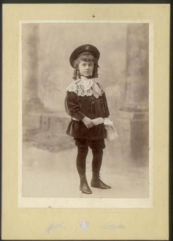 Primera imagen del registro Retrato de Óscar Sánchez Wickers