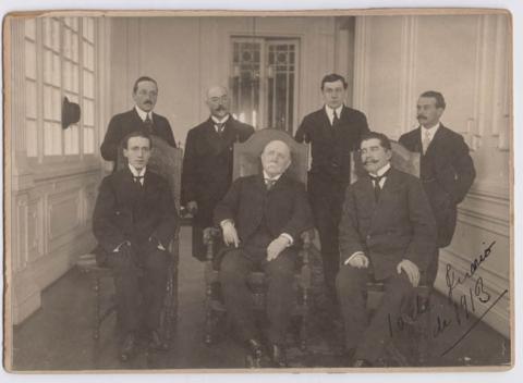 Primera imagen del registro Don Arturo Alessandri Palma y su gabinete