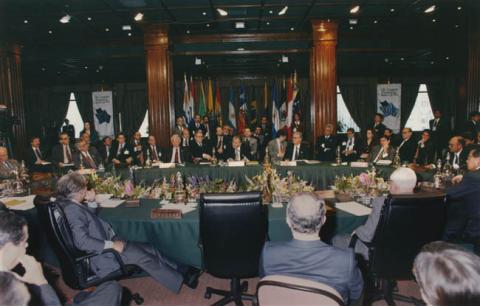 Primera imagen del registro PRESIDENTE AYLWIN EN CUMBRE DE RIO