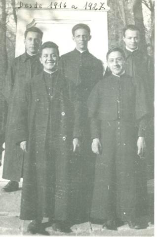 Primera imagen del registro GRUPO DE SEMINARISTAS 1916-1927