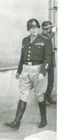 Primera imagen del registro GRAL.PATTON EN LINZ,AUSTRIA