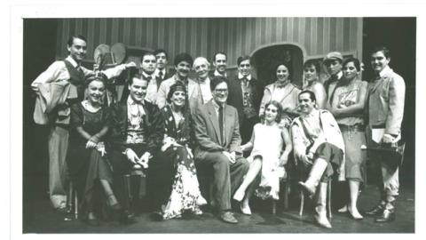 Primera imagen del registro TEATRO GOLONDRINA;FOTOGRAFIA DE ELENCO.