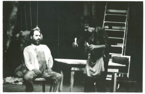 Primera imagen del registro TEATRO:" LA CONTIENDA HUMANA";EL TELON.