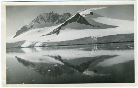 Primera imagen del registro MONTAÑAS ANTARTICAS
