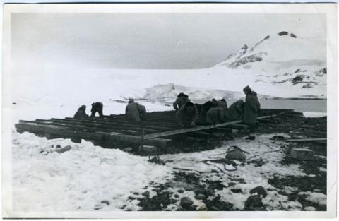 Primera imagen del registro EXPEDICIONARIOS EN LA ANTARTICA