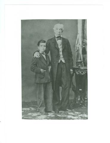 Primera imagen del registro Retrato de José Antonio Alemparte Vial e hijo