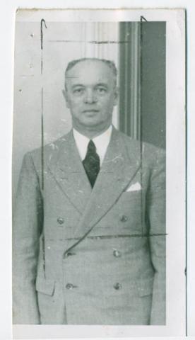 Primera imagen del registro Retrato de Emilio Court Señoret