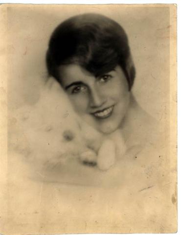 Primera imagen del registro Retrato de Inés Errázuriz Rivas de Sánchez
