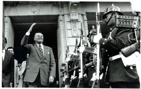 Primera imagen del registro PDTE.AYLWIN EN GIRA POR COLOMBIA.