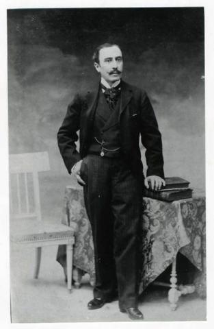 Primera imagen del registro RETRATO DE DON HECTOR BEECHE CALDERA