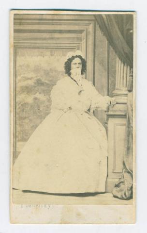 Primera imagen del registro Don Juan Risso, actor vestido de mujer
