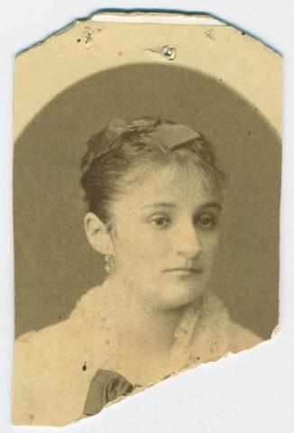 Primera imagen del registro Retrato de Clemencia Errázuriz Ortúzar