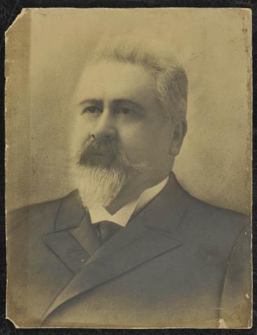 Primera imagen del registro Retrato de Santiago Vivanco Ortíz
