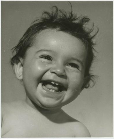 Primera imagen del registro Retrato infantil de Estudio de niña Creuz