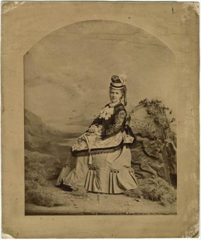 Primera imagen del registro Retrato femenino