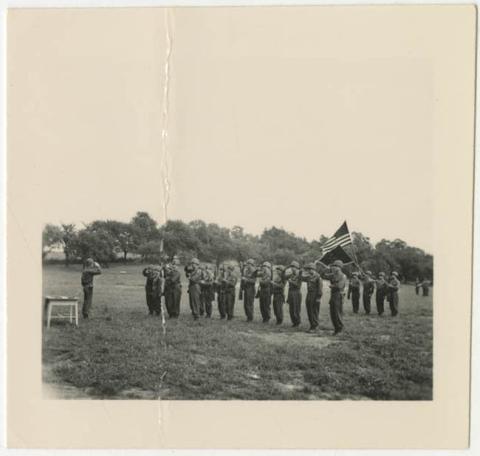 Primera imagen del registro SOLDADOS AMERICANOS EN FORMACION,LINZ,AU