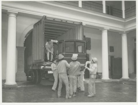 Primera imagen del registro M.H.N.RESTAURACION Y MONTAJE