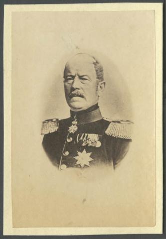 Primera imagen del registro Retrato del General Serwarth