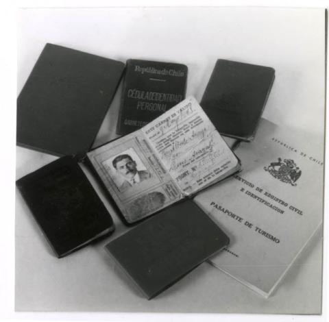 Primera imagen del registro 1CARNET DE IDENTIFICACIONES
