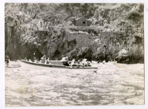 Primera imagen del registro 1 BOTES EN EL RIO