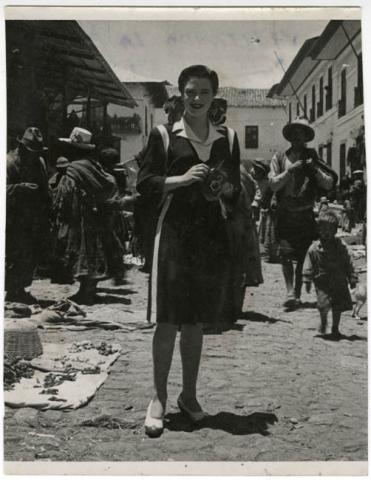 Primera imagen del registro MALU GATICA VISITANDO LA PAZ,BOLIVIA