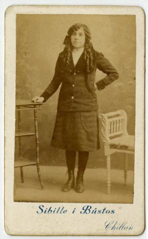 Primera imagen del registro Retrato femenino