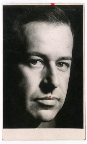 Primera imagen del registro RETRATO DE ACTOR NO IDENTIFICADO.