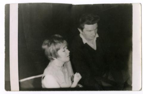 Primera imagen del registro SILVIA PIÑEIRO Y ACTOR EN OBRA.