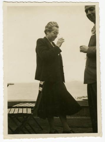 Primera imagen del registro Gabriela Mistral