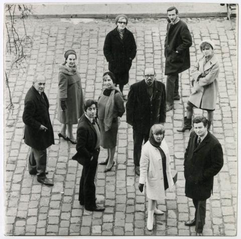Primera imagen del registro SILVIA PIÑEIRO Y GRUPO DE ACTORES.