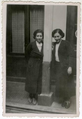 Primera imagen del registro LAS MELLIZAS, DOS MUJERES