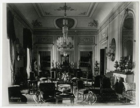 Primera imagen del registro TOMA INTERIOR,RESIDENCIA DE RAMON CRUZ.