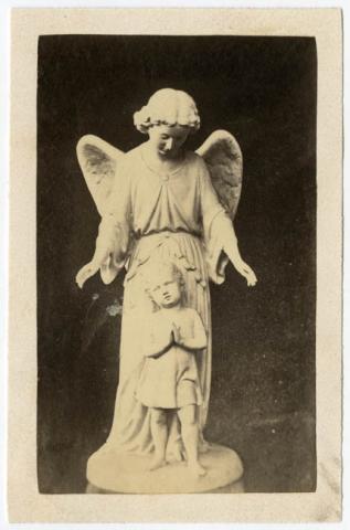 Primera imagen del registro Ángel y niño