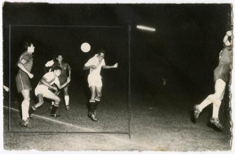 Primera imagen del registro Roberto Coll, futbolista