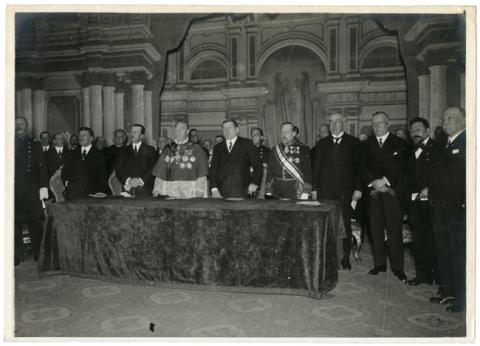 Primera imagen del registro Cardenal Juan Benlloch y otros