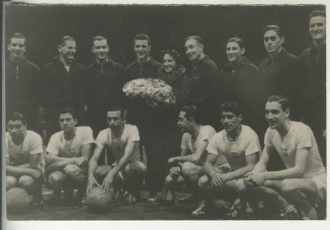 Primera imagen del registro ANITA LIZANA,SELECCIONADO SANTIAGUINO...