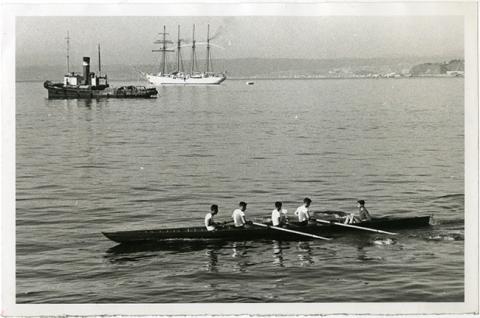 Primera imagen del registro ESCUELA NAVAL,DEMOSTRACION DE BOGA