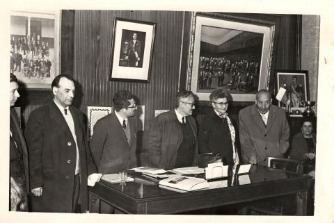 Primera imagen del registro Reunión en el Instituto Nacional
