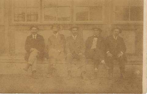 Primera imagen del registro Retrato de caballeros