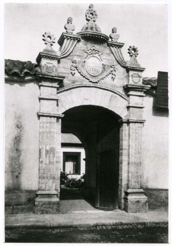 Primera imagen del registro Portal de la antigua casa del Conde de Villaseñor en La Serena