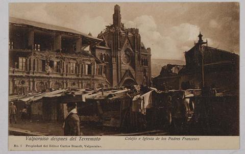 Primera imagen del registro Valparaíso después del terremoto - Colegio e Iglesia de los Padres Franceses