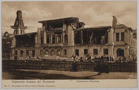 Primera imagen del registro Valparaíso después del terremoto - Gobernación Marítima