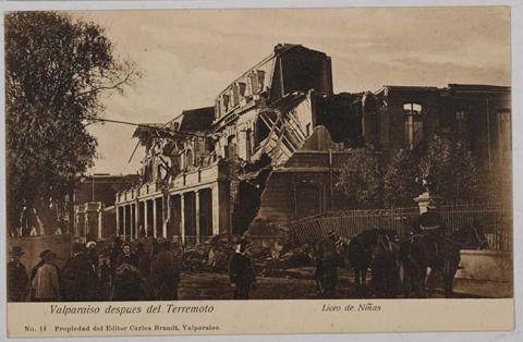 Primera imagen del registro Valparaíso después del terremoto - Liceo de Niñas