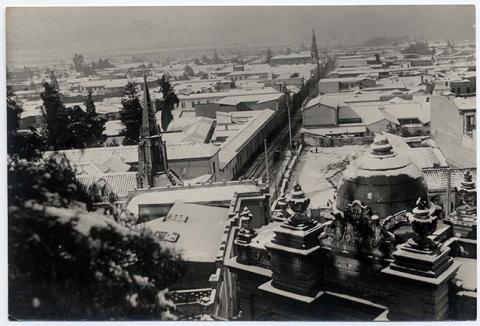 Primera imagen del registro Paisaje urbano nevado