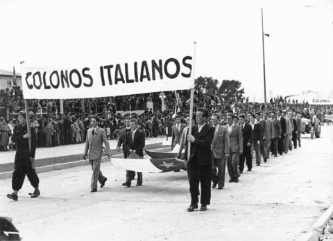 Primera imagen del registro Desfile de colonos italianos