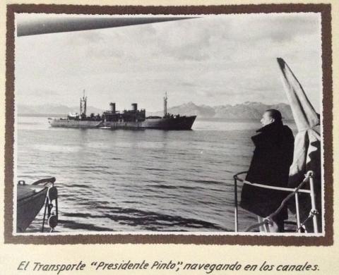 Primera imagen del registro Presidente González Videla y el transporte de ataque Presidente Pinto