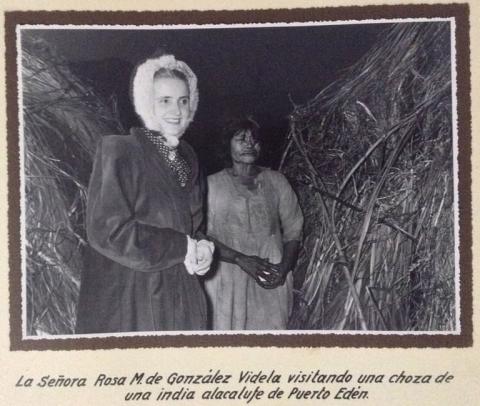 Primera imagen del registro Rosa Markmann visita una comunidad kawéskar