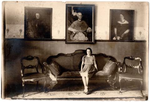 Primera imagen del registro Retrato de Liliana Escobar niña