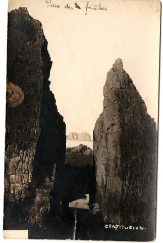 Primera imagen del registro Rocas de Constitución